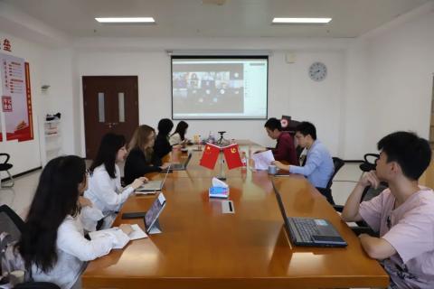 “中国网络文学发展史”研讨会顺利举办